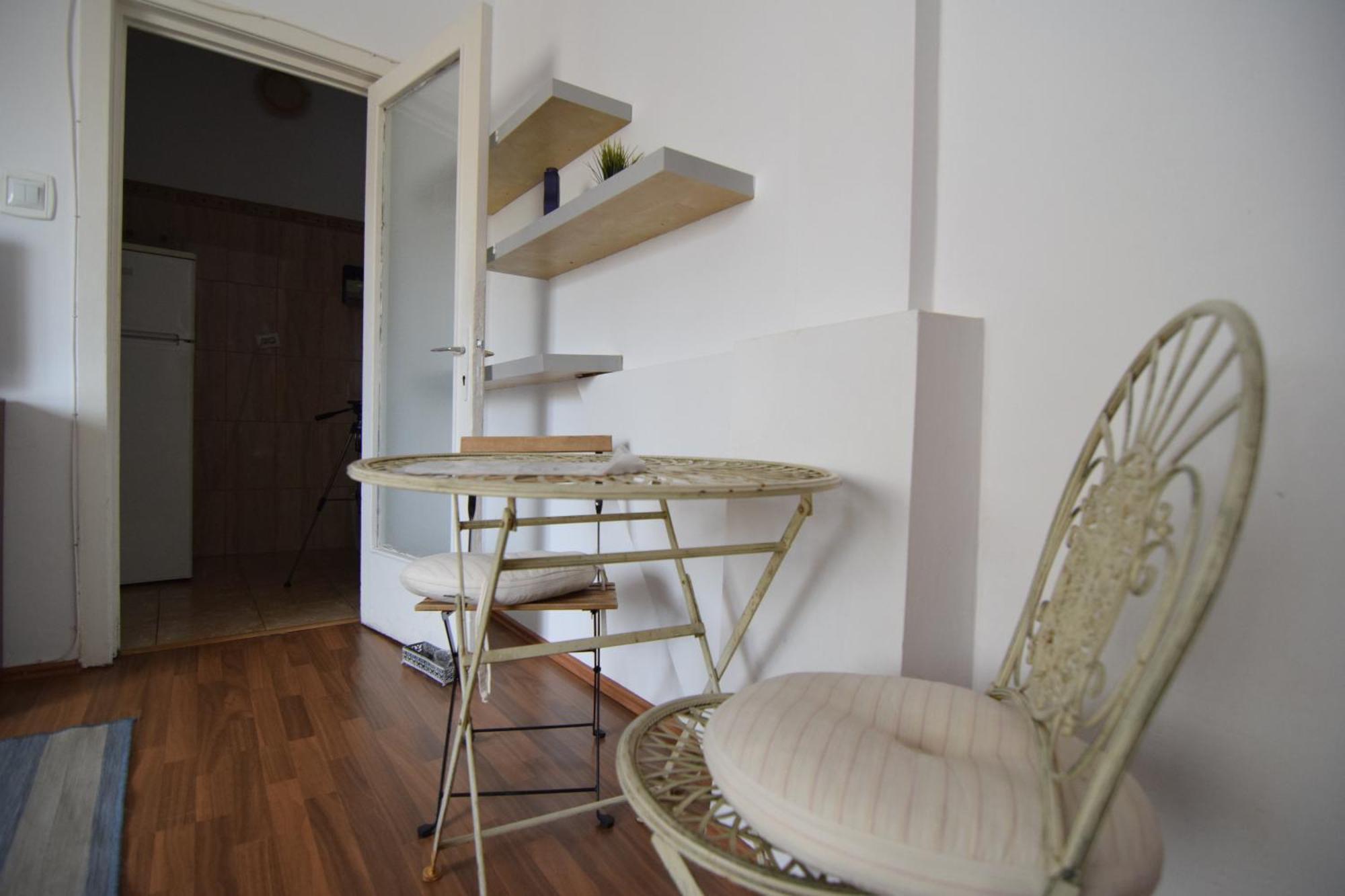 Studio Piata Rosetti Bucarest Esterno foto